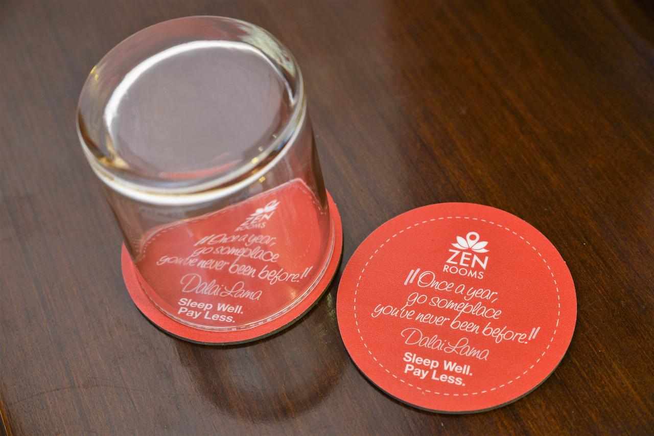 Zen Rooms Kuta Tuban Suites Экстерьер фото